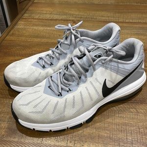Nike Air Max Mens Training Shoes size 13
